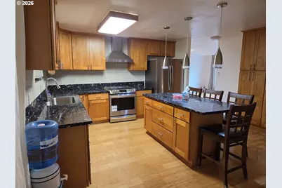 3330 Chester St, North Bend, OR 97459 - Photo 9