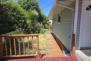 3330 Chester St, North Bend, OR 97459 - Photo 31