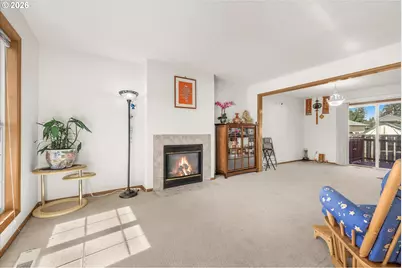 17543 SE Sherman Ct, Portland, OR 97233 - Photo 7