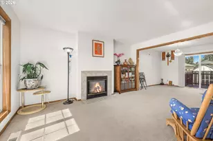 17543 SE Sherman Ct, Portland, OR 97233 - Photo 7