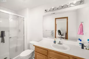 17543 SE Sherman Ct, Portland, OR 97233 - Photo 17