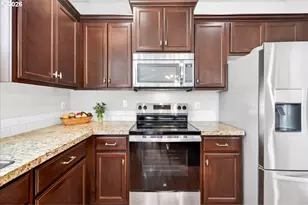 18842 Tanoak Way, Oregon City, OR 97045 - Photo 9