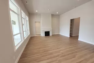 657 Magnolia Ave, Woodburn, OR 97071 - Photo 5