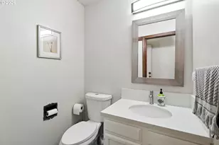 9838 SE Clatsop St, Portland, OR 97266 - Photo 19