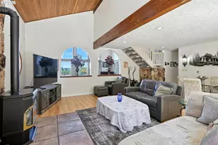 9838 SE Clatsop St, Portland, OR 97266 - Photo 15