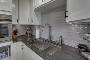 4731 Riverview Ave, West Linn, OR 97068 - Photo 9