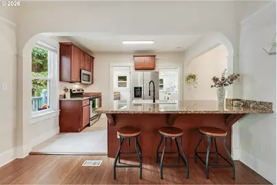 8690 N Willamette Blvd, Portland, OR 97203 - Photo 3