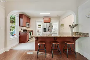 8690 N Willamette Blvd, Portland, OR 97203 - Photo 3
