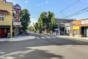 8690 N Willamette Blvd, Portland, OR 97203 - Photo 35