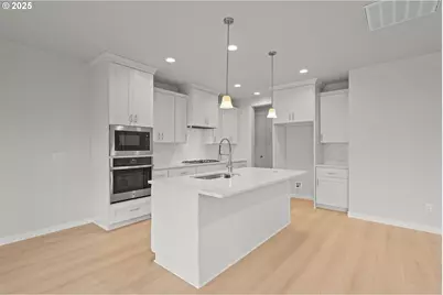 17224 SW Wapato Island Dr SW, Sherwood, OR 97140 - Photo 7