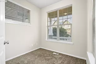 490 NE 64th Way, Hillsboro, OR 97124 - Photo 7