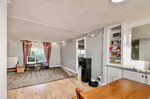 1103 N Springbrook Rd, Newberg, OR 97132 - Photo 7