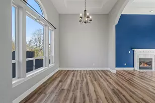 15537 SE Evergreen Dr, Portland, OR 97236 - Photo 9