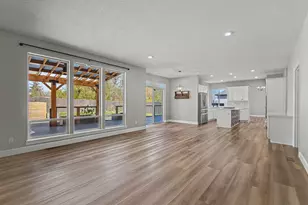 15537 SE Evergreen Dr, Portland, OR 97236 - Photo 15