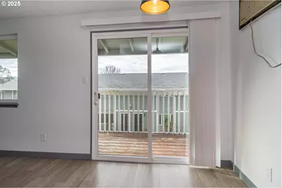 885 NE Sunset St #22, Roseburg, OR 97470 - Photo 13