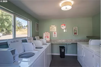 885 NE Sunset St #22, Roseburg, OR 97470 - Photo 39