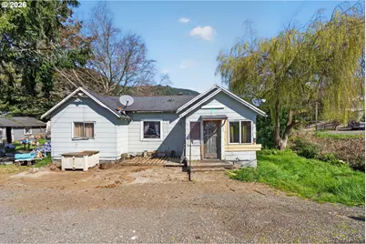 402 Acacia Ave, Garibaldi, OR 97118 - Photo 3