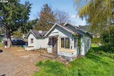 402 Acacia Ave, Garibaldi, OR 97118 - Photo 1