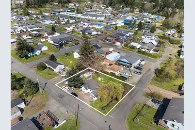 402 Acacia Ave, Garibaldi, OR 97118 - Photo 15