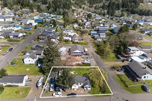 402 Acacia Ave, Garibaldi, OR 97118 - Photo 13