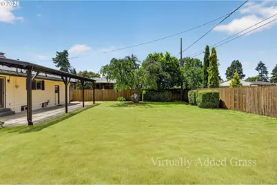 321 NE 108th Pl, Portland, OR 97220 - Photo 45
