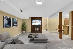 321 NE 108th Pl, Portland, OR 97220 - Photo 31
