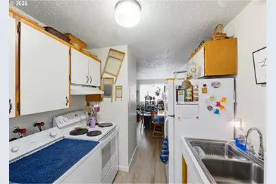 1035 W 11th St, Coquille, OR 97423 - Photo 11