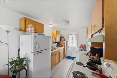 1035 W 11th St, Coquille, OR 97423 - Photo 17