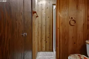 32253 Deberry Rd, Creswell, OR 97426 - Photo 19