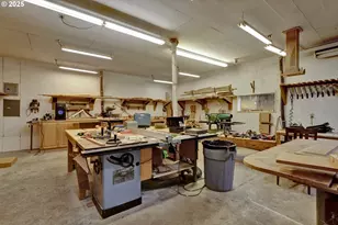 32253 Deberry Rd, Creswell, OR 97426 - Photo 29