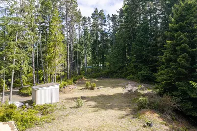69175 Sharp Rd, North Bend, OR 97459 - Photo 25