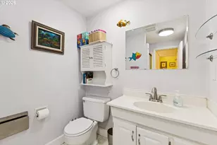 600 NE 22nd St, Gresham, OR 97030 - Photo 23