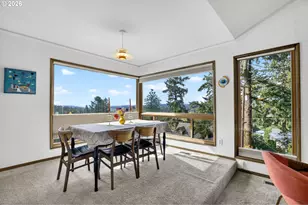 4308 SW Chesapeak Ave, Portland, OR 97239 - Photo 9