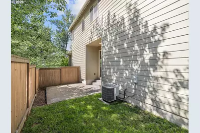 9259 SW Chopin Ln, Portland, OR 97225 - Photo 25