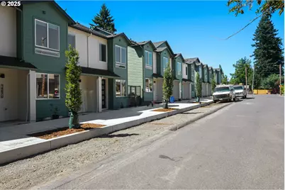 14852 NE Couch St #9, Portland, OR 97230 - Photo 37