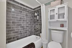 1251 NW Wenger Ln, Waldport, OR 97394 - Photo 21
