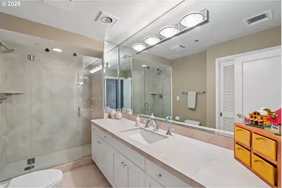 1414 SW 3rd Ave #2604, Portland, OR 97201 - Photo 25