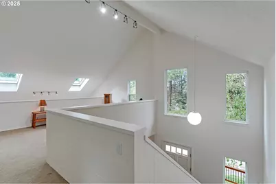 1946 Roberta Ave, Salem, OR 97302 - Photo 23