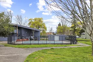 23850 NE Treehill Dr, Wood Village, OR 97060 - Photo 31