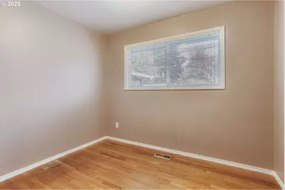 10832 SE Stephens St, Portland, OR 97216 - Photo 19