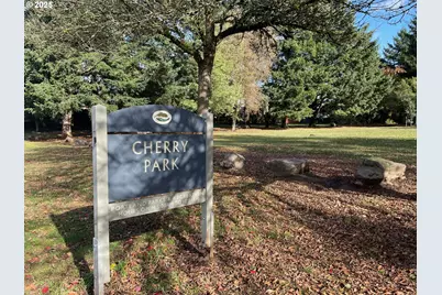 10832 SE Stephens St, Portland, OR 97216 - Photo 29