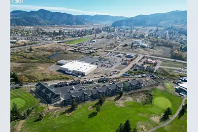 324 Dakota St, Sutherlin, OR 97479 - Photo 15