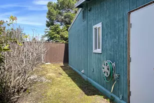 29 Easy St, Florence, OR 97439 - Photo 35