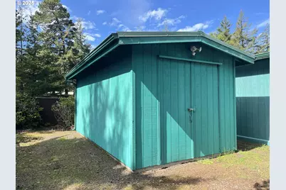 29 Easy St, Florence, OR 97439 - Photo 31