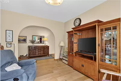 1663 5th St, Hood River, OR 97031 - Photo 5