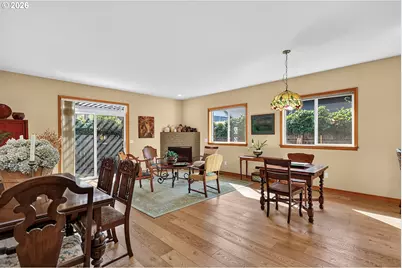1663 5th St, Hood River, OR 97031 - Photo 9