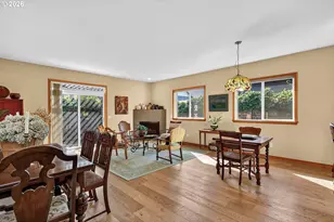 1663 5th St, Hood River, OR 97031 - Photo 9