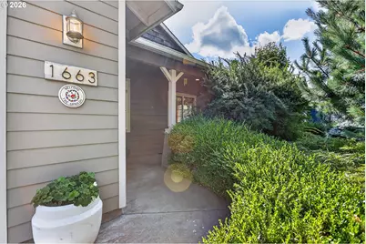 1663 5th St, Hood River, OR 97031 - Photo 3