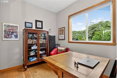 1663 5th St, Hood River, OR 97031 - Photo 25