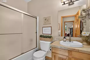 1663 5th St, Hood River, OR 97031 - Photo 23